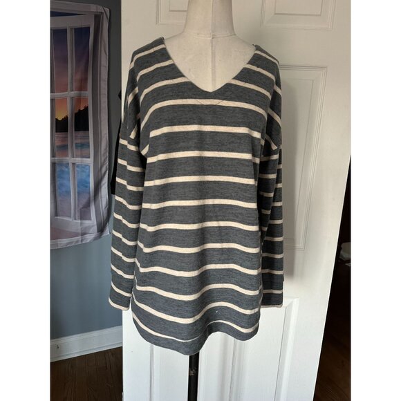 NWT Haven Well Within soft comfy L/S gray striped top Medium Org. $68 - Picture 4 of 5